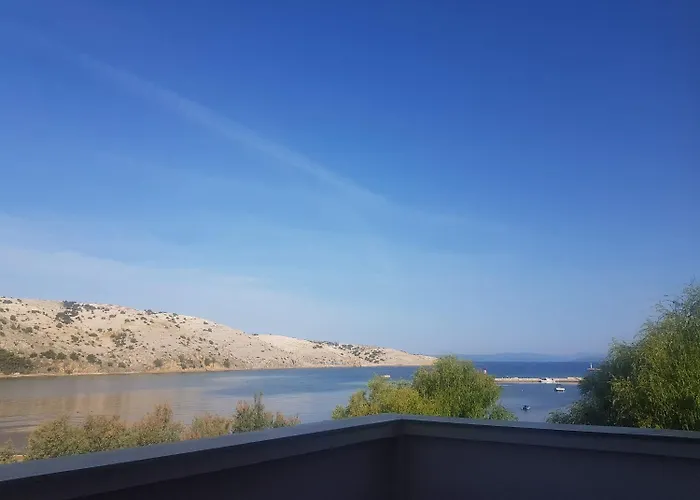 Apartments Mari - Near Sea